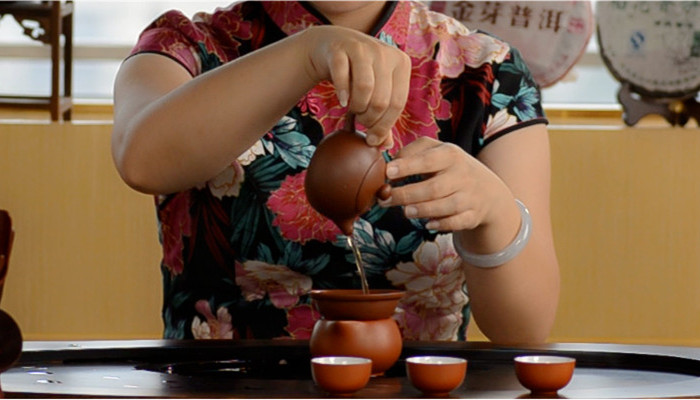 Puerh Dyed Chabu – Care for teaware