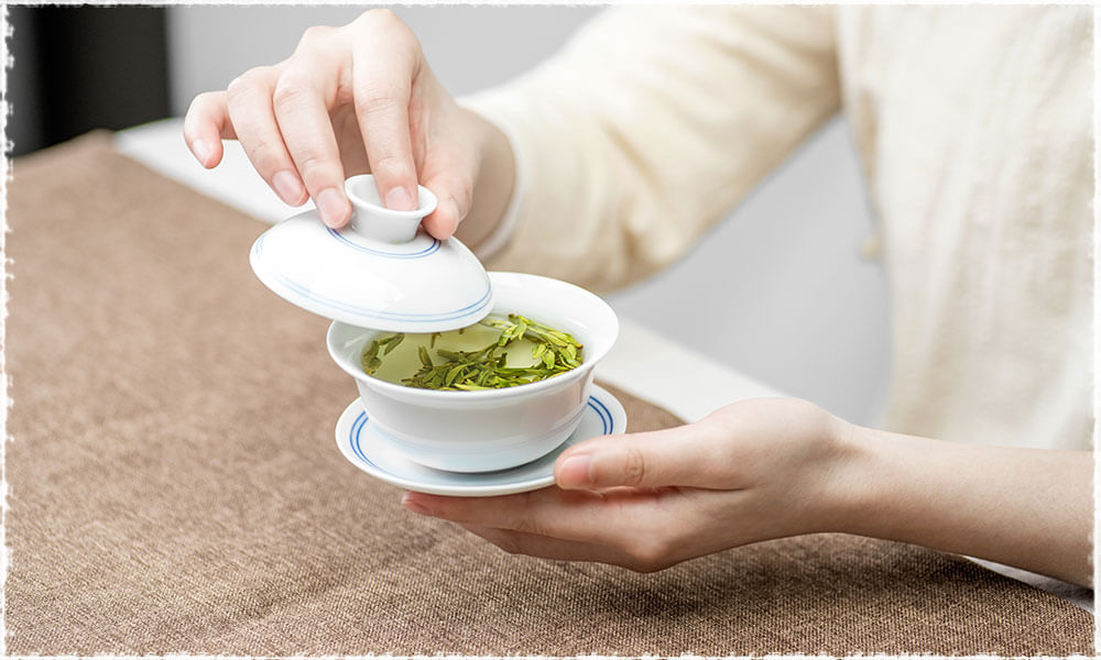 Longjing tea in Gaiwan