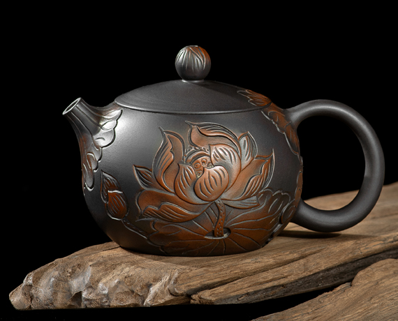 Handmade Jianshui Zitao Pottery Teapot - Lotus Xishi