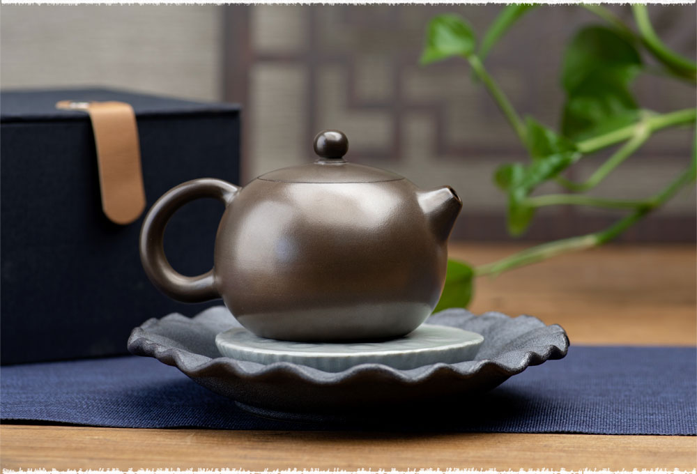 Nixing Teapot