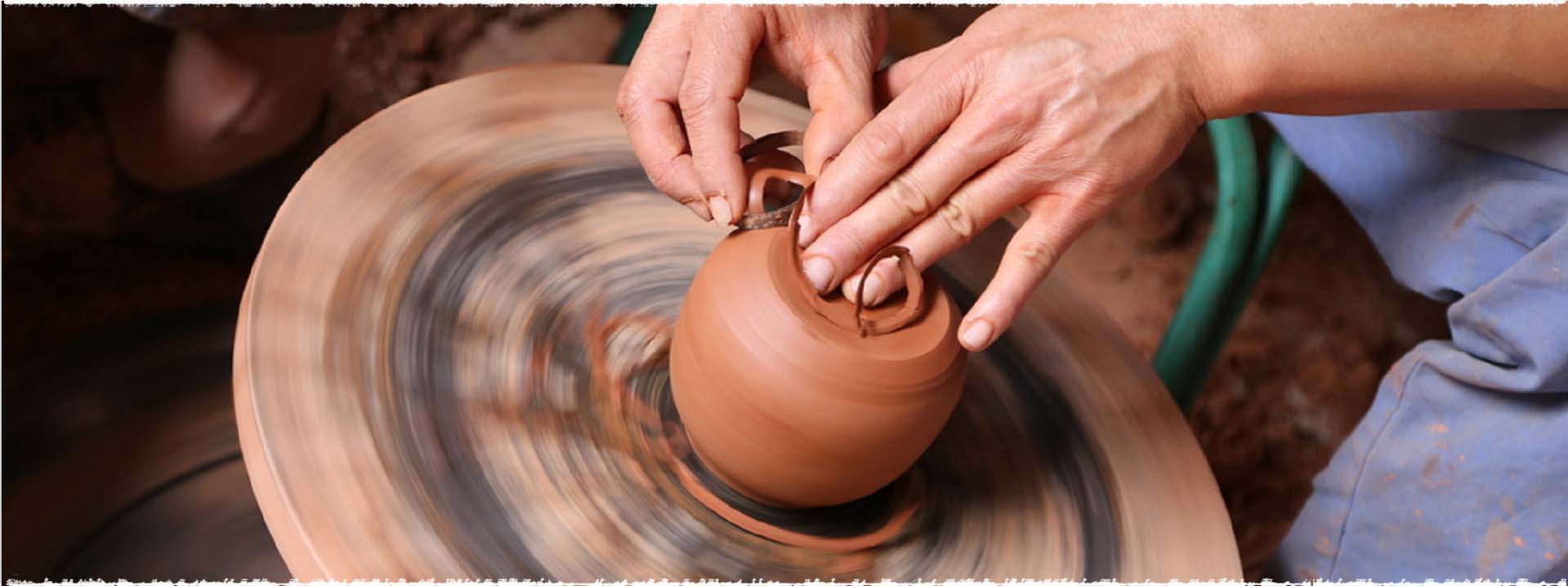 Making Process of Jianshui Zi Tao Purple Pottery Clay Teapot