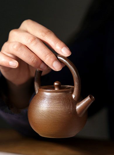 Handmade Qinzhou Wood-Fired Nixing Pottery Teapot 130ml