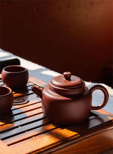 Da Hong Pao De Zhong Yixing Zisha Teapot Set