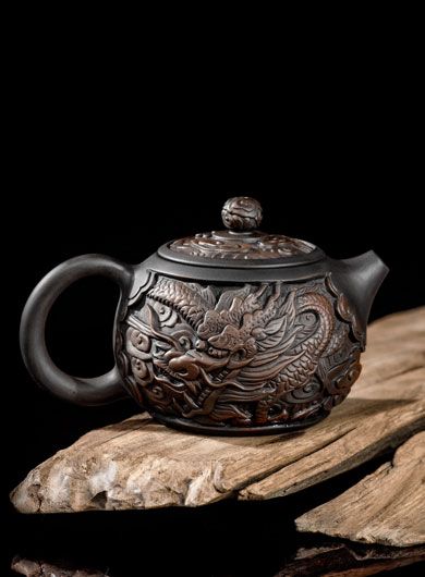 Handmade Jianshui Zitao Pottery Teapot – Chinese Dragon