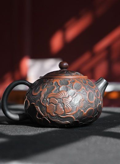 Handmade Jianshui Zitao Pottery Teapot – Lotus Flower Xishi