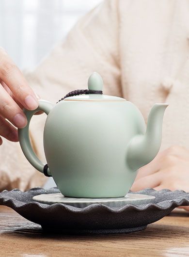 Ru Yao Porcelain Teapot – Mei Ren Jian