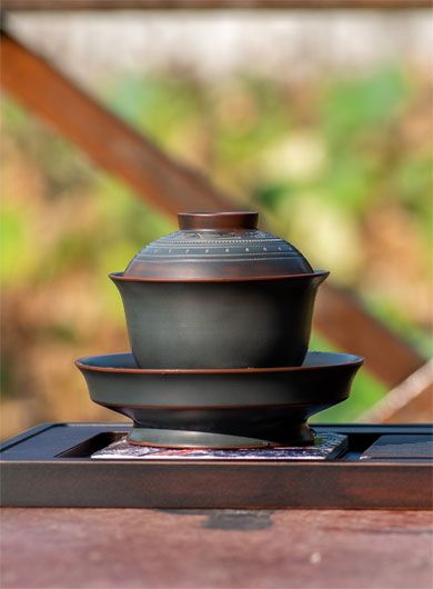 Handmade Qinzhou Nixing Pottery Gaiwan