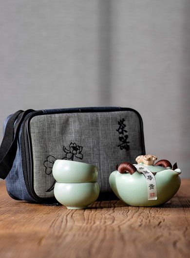 Ru Yao Kuai Ke Bei Travel Tea Set