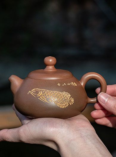 Handmade Qinzhou Nixing Pottery Teapot Ruyu Deshui