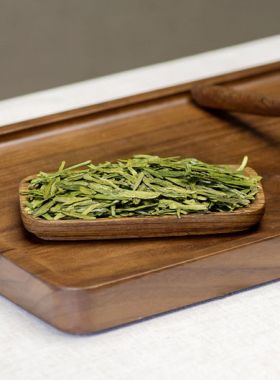 Premium Dragon Well Chinese Green Tea 1