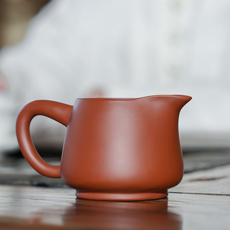 White Porcelain Gaiwan and Tea Pitcher (Cha Hai)