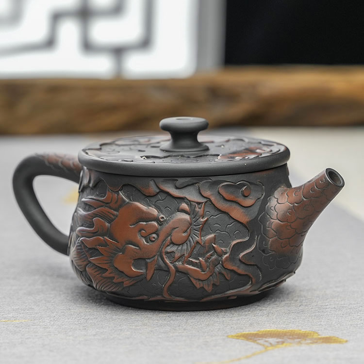 Handmade Jianshui Zitao Pottery Teapot – Chinese Dragon Shi Piao