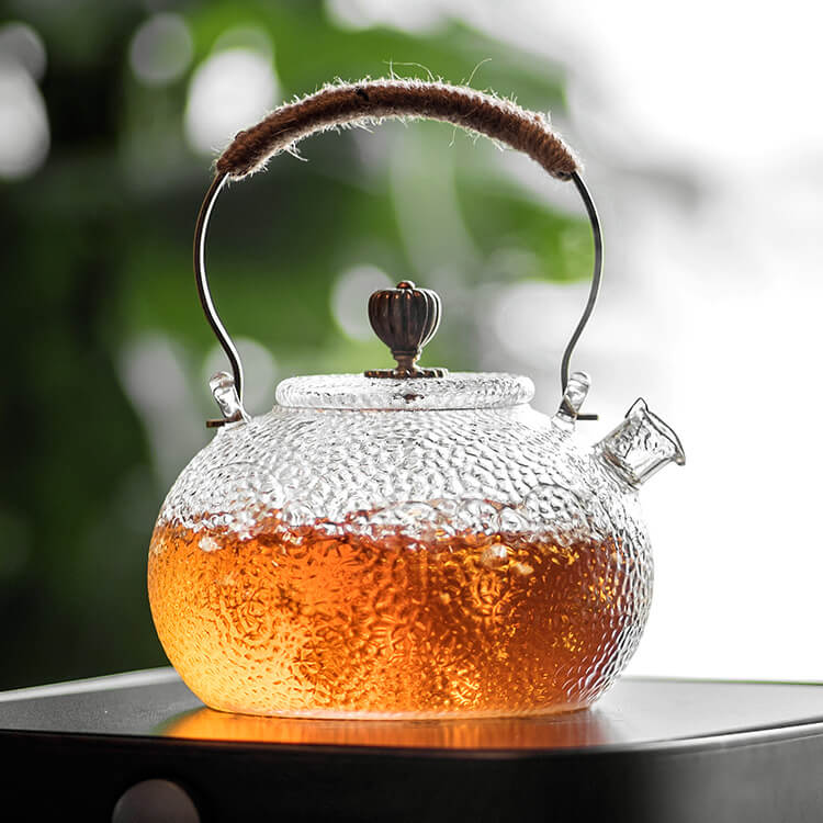 https://d27pcll2dx97vv.cloudfront.net/pub/media/catalog/product/h/a/hammered_pattern_teapot_5_4.jpg