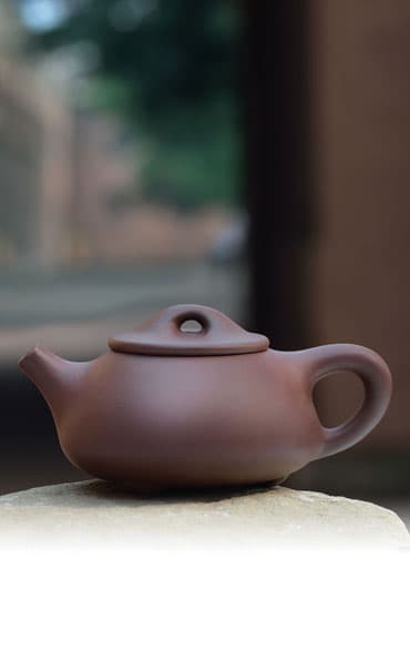 Yixing Purple Clay (Zi Sha) Tea Set 8 Pieces
